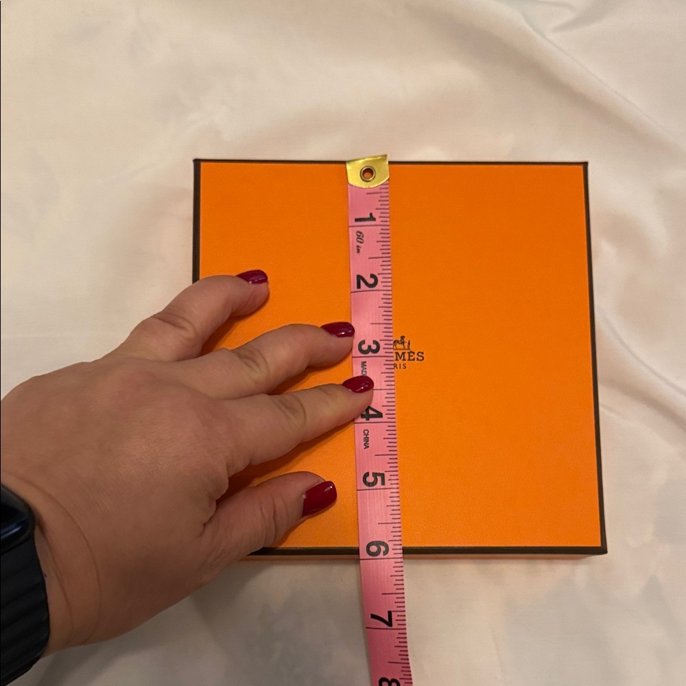 Hermes Orange Box from perfume purchase. - Picture 4 of 7